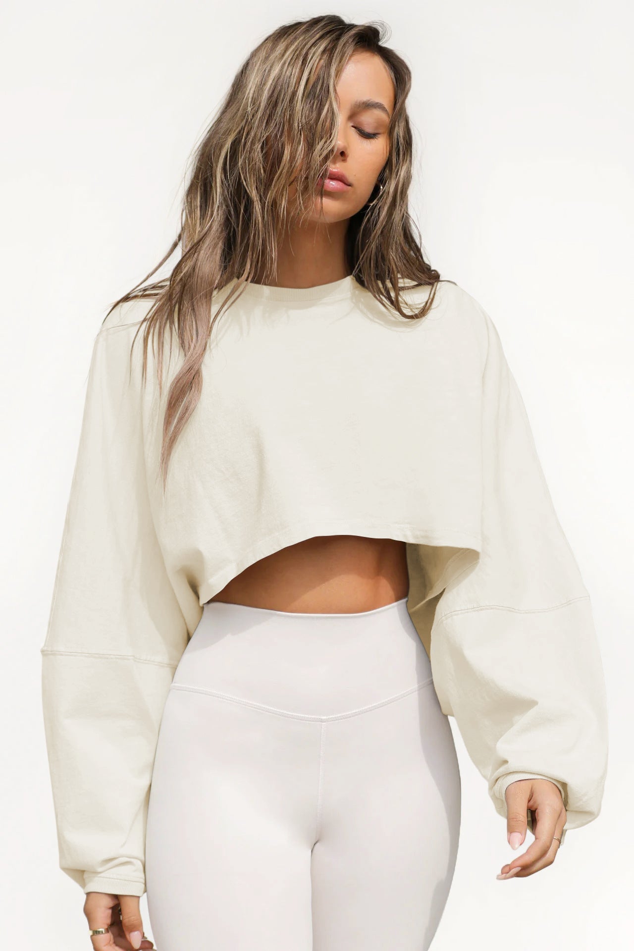 Active Comfort Long Sleeved Sweatshirt Crop Top